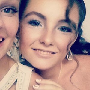 Meet your Posher, Eve